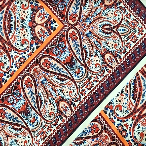 Rose & Olive Colorful Abstract Paisley Print Blouse with Open Sleeves size 2X - Picture 7 of 9